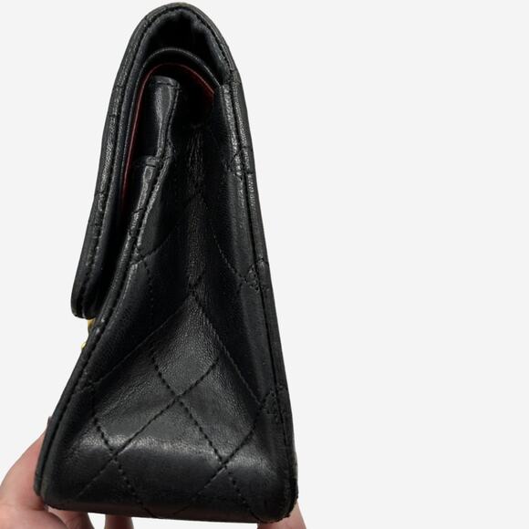 Vintage Authentic Chanel Lambskin medium Classic Double flap with 24k gold - Picture 5 of 16